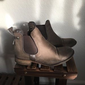 Steve Madden leather slide in ankle boots